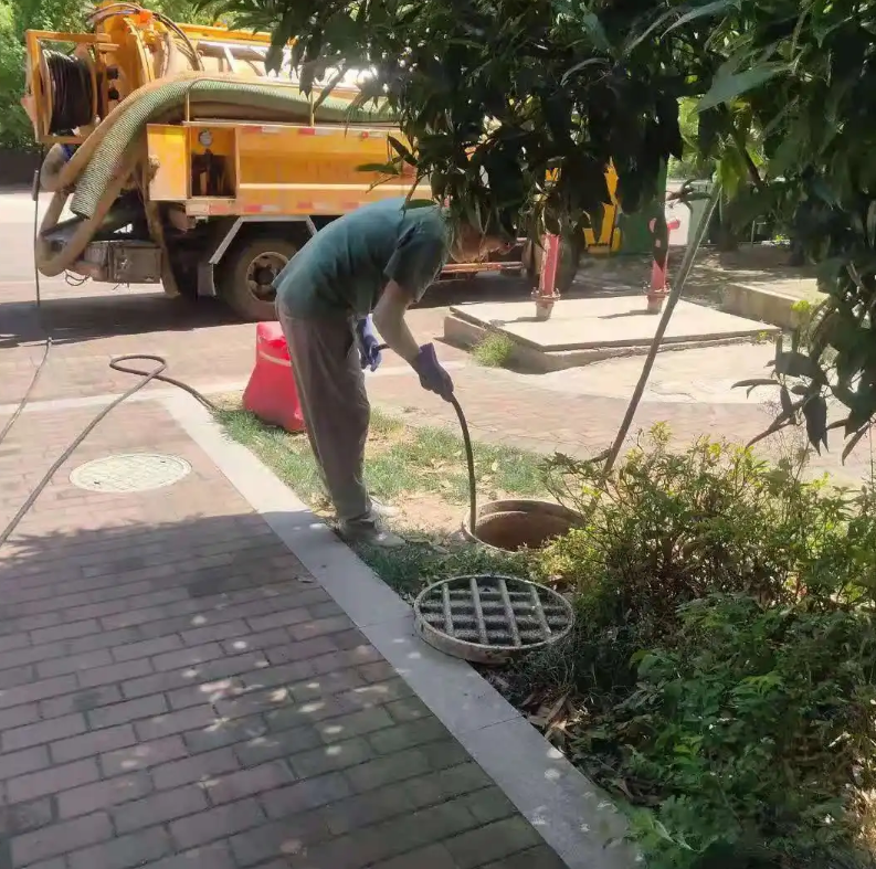 永川市政排污管道清淤疏通——专业团队，让您全程省心！